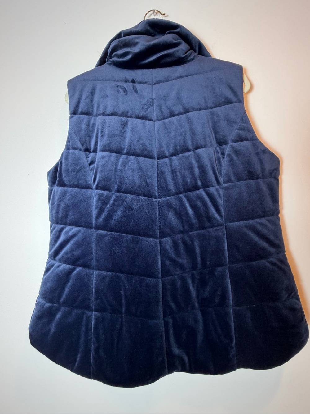 Chico’s Zenergy Navy Blue Velour Reversible Quilted Puffer Vest - Size 3 (XL) - Picture 4 of 10